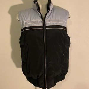 ZeroXposure Woman’s Vest Activewear